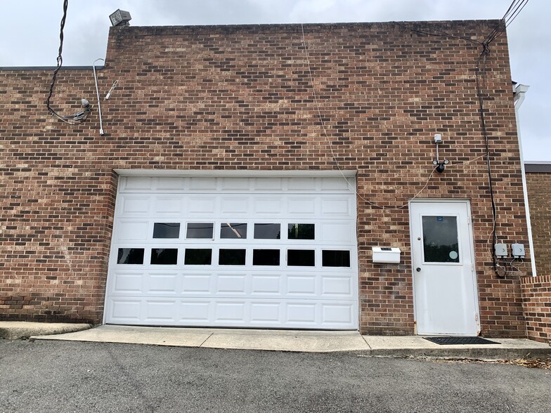318 Dominion Rd NE, Vienna, VA for lease - Building Photo - Image 1 of 4