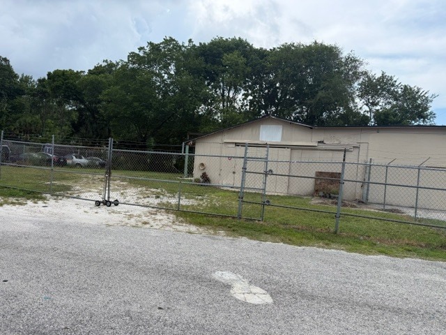 1520 N Nova Rd, Daytona Beach, FL for lease - Building Photo - Image 3 of 17