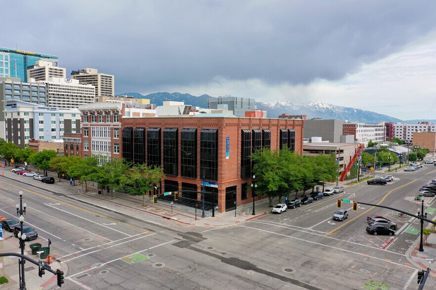 175 W 200 S, Salt Lake City, UT à louer - Photo du bâtiment - Image 3 de 10