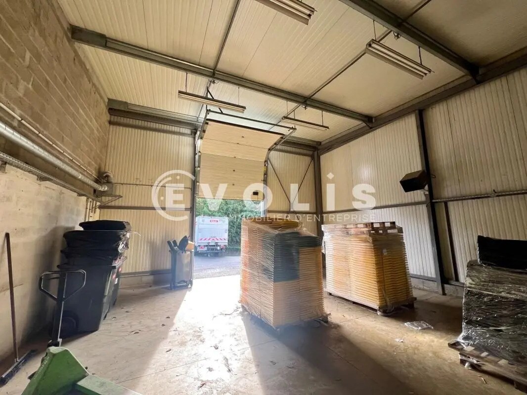 Office in SAINT-JEAN-D'ILLAC for lease Interior Photo- Image 1 of 6