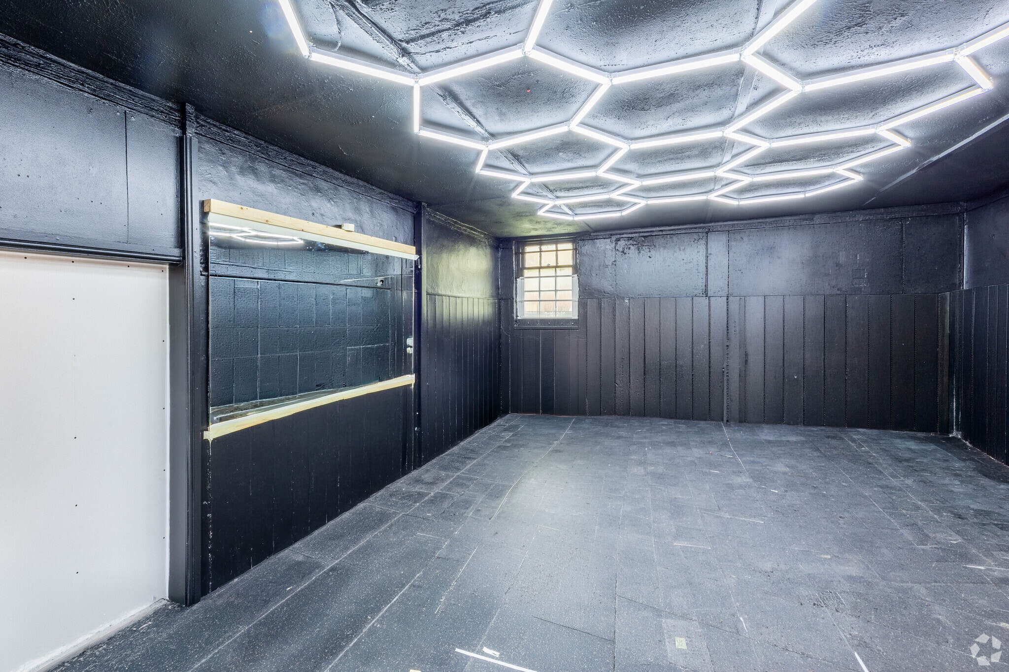 Station Way W, Aylesbury for lease Interior Photo- Image 1 of 1
