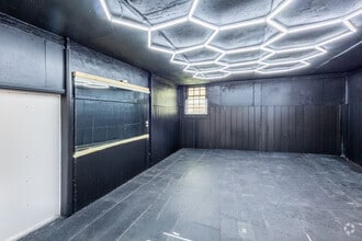 Station Way W, Aylesbury for lease Interior Photo- Image 1 of 1
