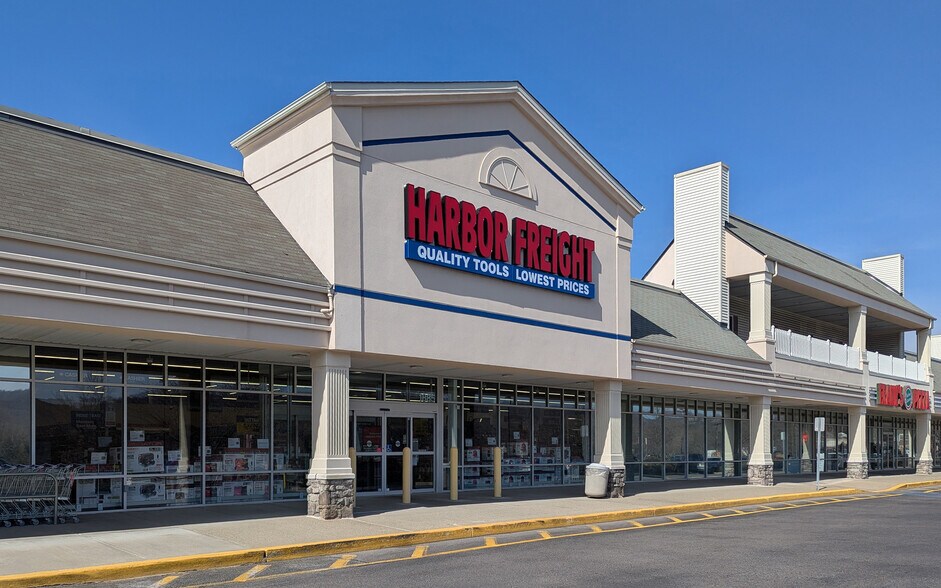 1885 State Route 57, Hackettstown, NJ à louer - Photo du bâtiment - Image 3 de 5