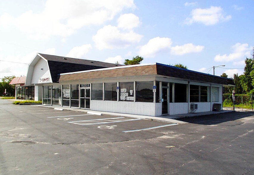 1520 E Altamonte Dr, Casselberry, FL à louer - Photo du bâtiment - Image 2 de 6