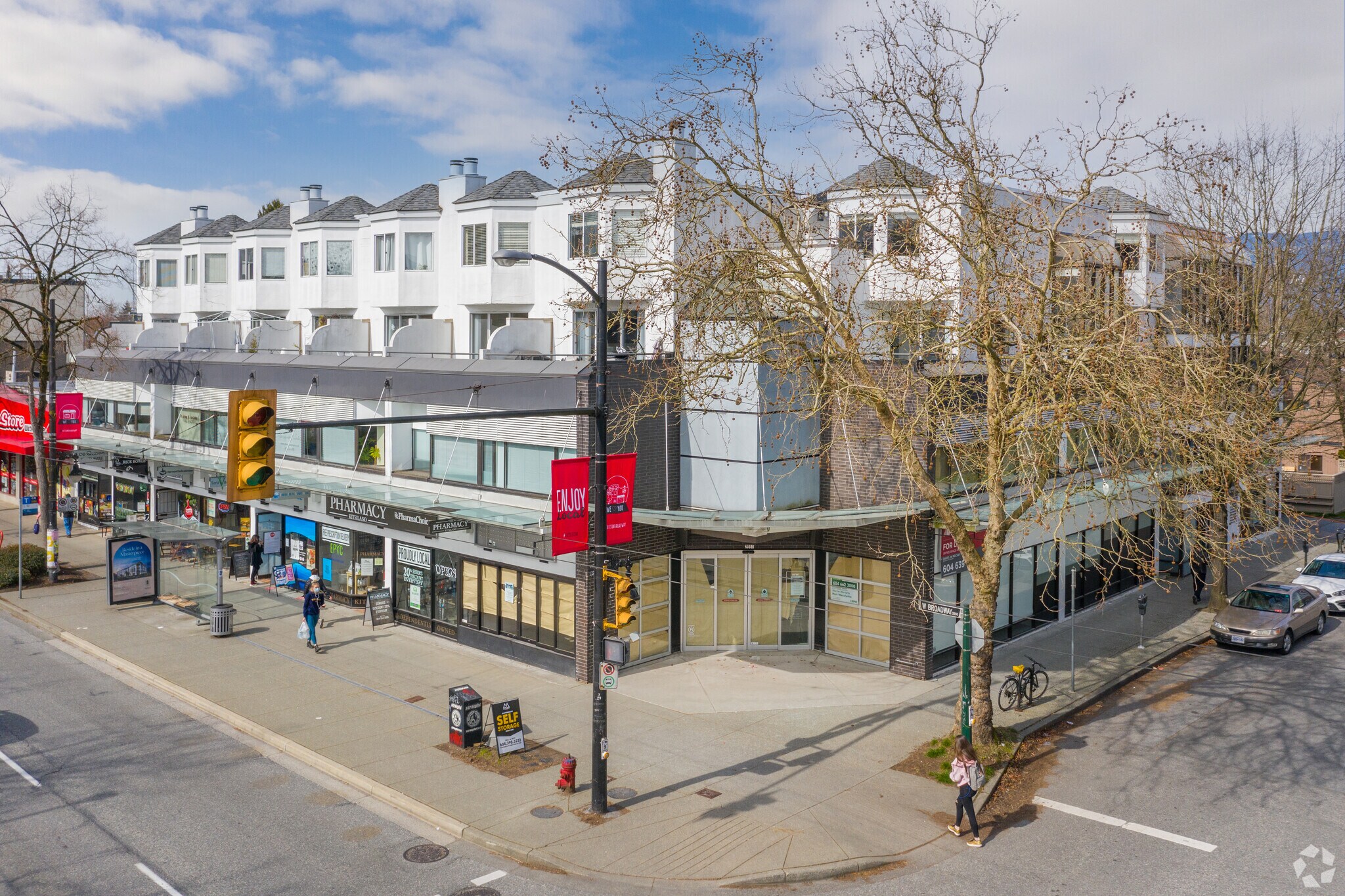 2951-2967 Broadway, Vancouver, BC à vendre Photo principale- Image 1 de 1