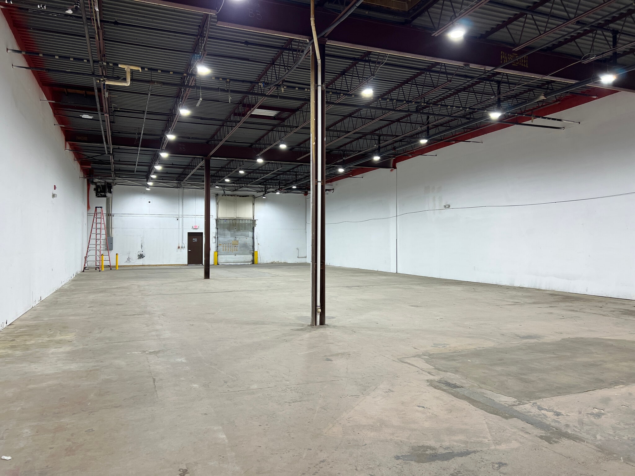 920 State Route 33, Freehold, NJ for lease Interior Photo- Image 1 of 3