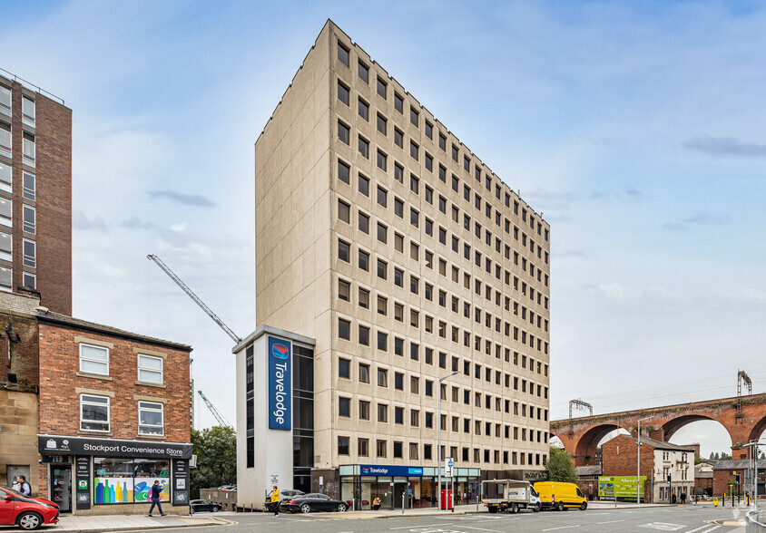 Heaton Ln, Stockport for lease - Primary Photo - Image 1 of 10