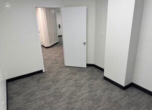 2929 E Commercial Blvd, Fort Lauderdale, FL à louer Photo intérieure- Image 2 de 7