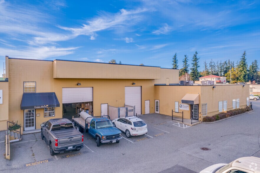 31726 S Fraser Way, Abbotsford, BC à louer - Photo du bâtiment - Image 3 de 3