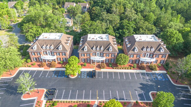 Plus de détails pour 1040 Founders Blvd, Athens, GA - Bureau à louer