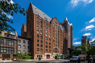 Plus de détails pour 235 E 49th St, New York, NY - Multi-résidentiel à vendre