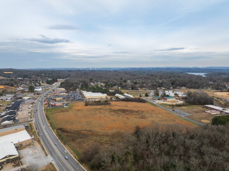 8508 Hixson Pike, Hixson, TN à vendre - Photo du bâtiment - Image 2 de 26