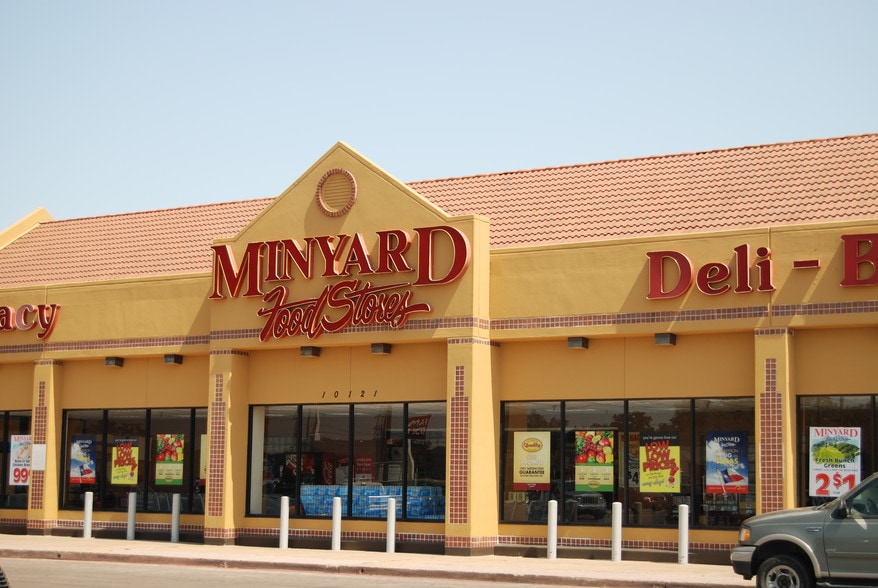 10121 Lake June Rd, Dallas, TX for lease - Building Photo - Image 1 of 5