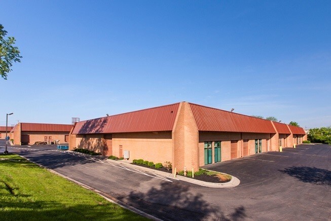 7110 Golden Ring Rd, Essex, MD à louer - Photo du bâtiment - Image 3 de 3