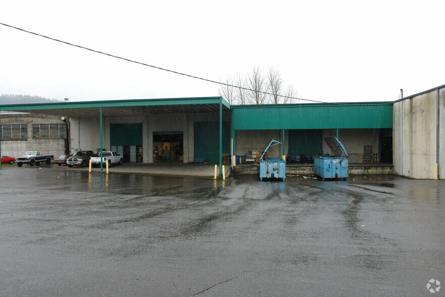 2621 NW Industrial, Portland, OR à louer - Photo du bâtiment - Image 3 de 5