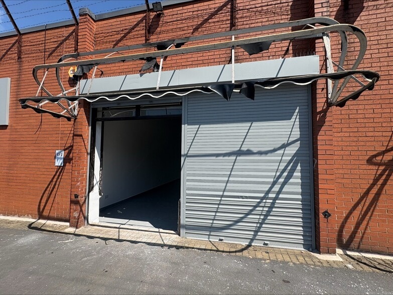 2-12 Carnarvon St, Manchester for lease - Building Photo - Image 3 of 6