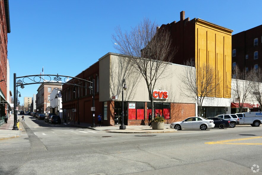 947 Elm St, Manchester, NH à louer - Photo du bâtiment - Image 2 de 4