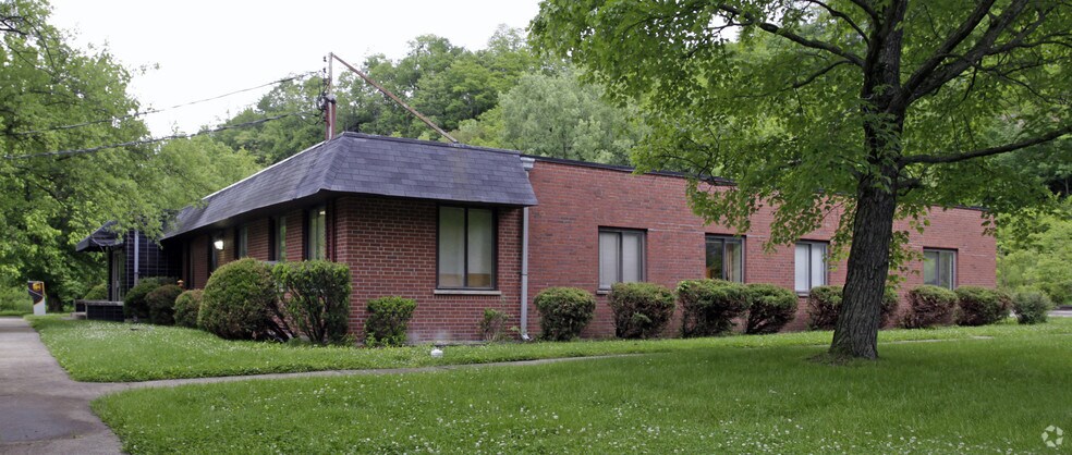 2158 Osterfeld St, Cincinnati, OH à vendre - Photo principale - Image 1 de 8