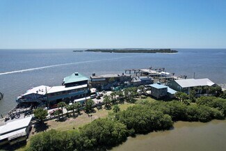 Plus de détails pour 450 Dock St, Cedar Key, FL - Commerce de détail à vendre