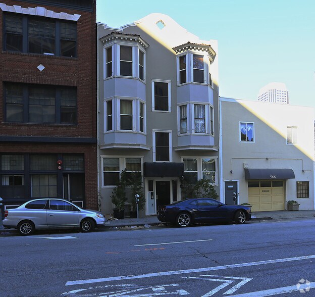 568 Folsom St, San Francisco, CA à vendre - Photo du bâtiment - Image 1 de 11