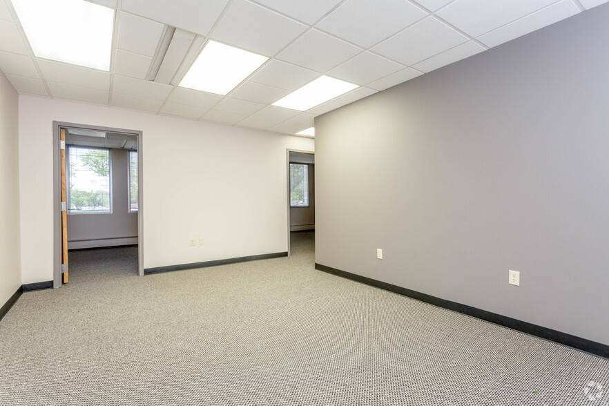 12015 E 46th Ave, Denver, CO for lease - Interior Photo - Image 3 of 9