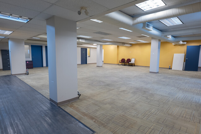 More details for 422 6th St, New Westminster, BC - Office/Retail for Lease