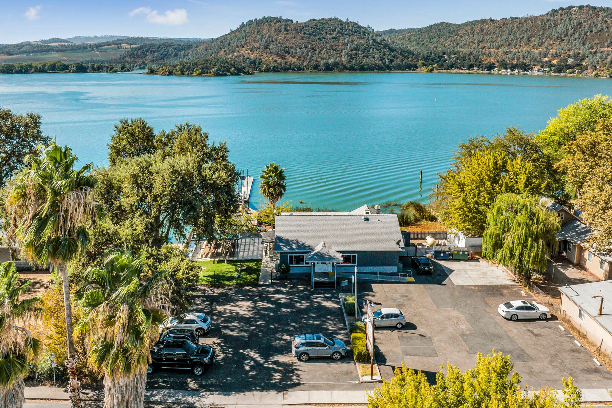 14625 Lakeshore Dr, Clearlake, CA for sale Primary Photo- Image 1 of 27
