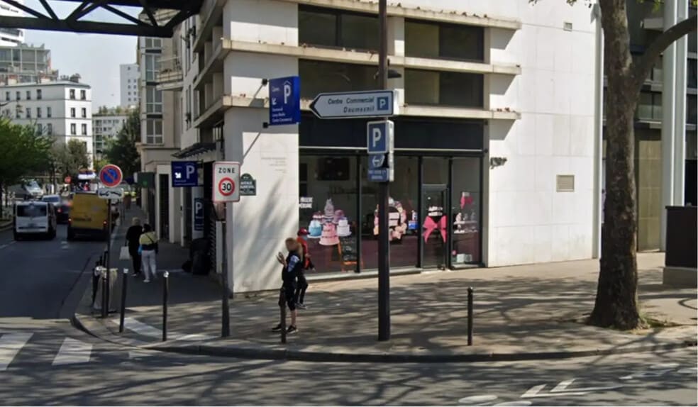 129 Bis-133 Avenue Daumesnil, Paris for lease - Building Photo - Image 1 of 1
