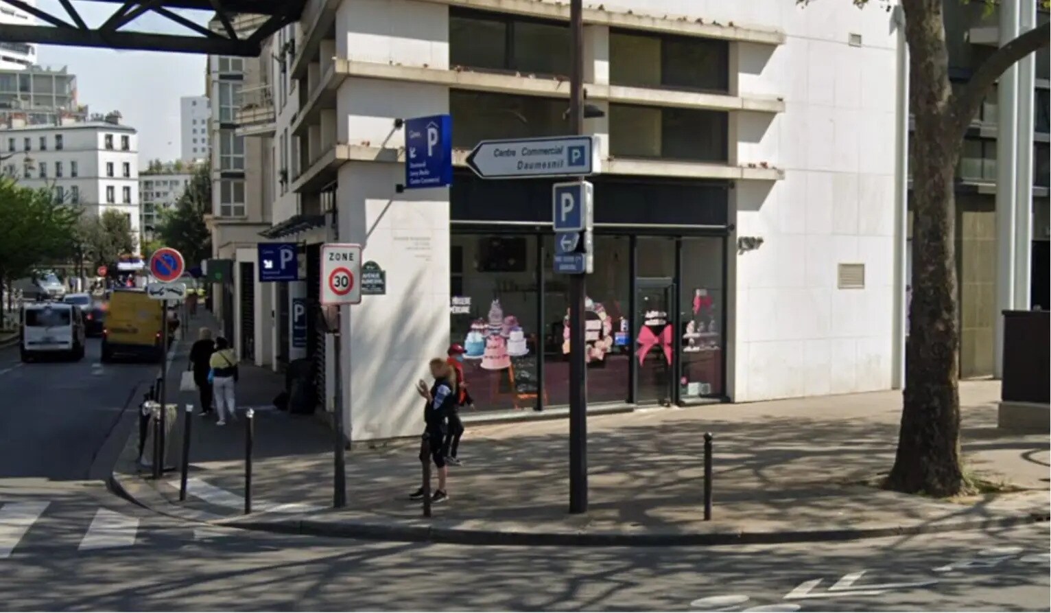 129 Bis-133 Avenue Daumesnil, Paris for lease Building Photo- Image 1 of 2