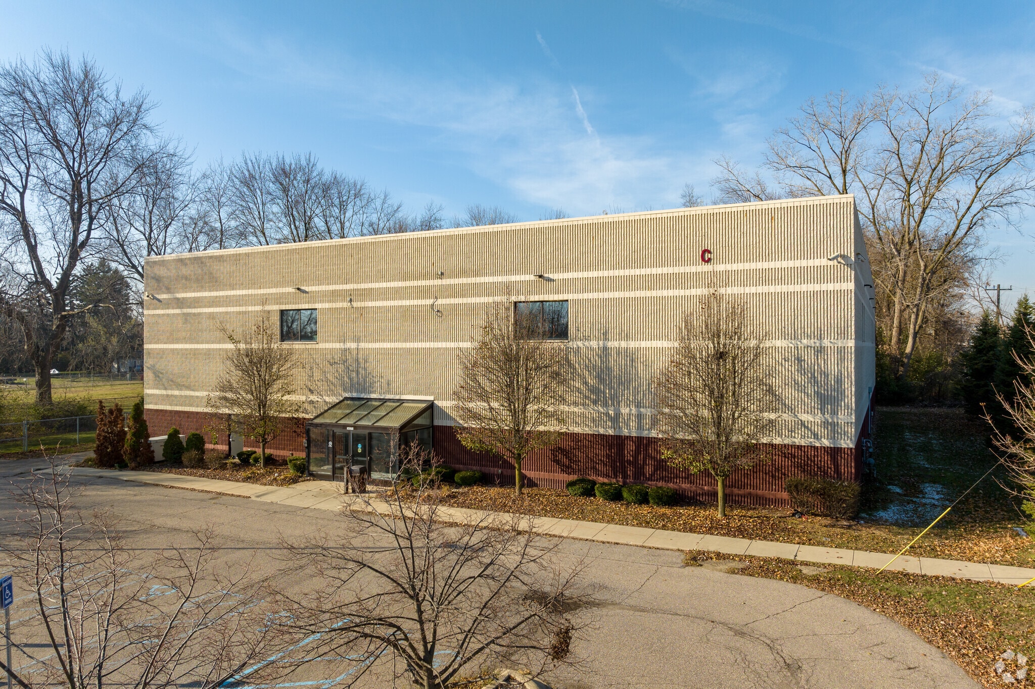 34375 S Gratiot Ave, Clinton Township, MI for sale Primary Photo- Image 1 of 18