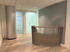 1000 Brickell Ave, Miami, FL for lease Interior Photo- Image 1 of 7