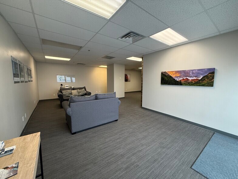 1308 N Freedom Blvd, Provo, UT à louer - Photo intérieure - Image 3 de 9
