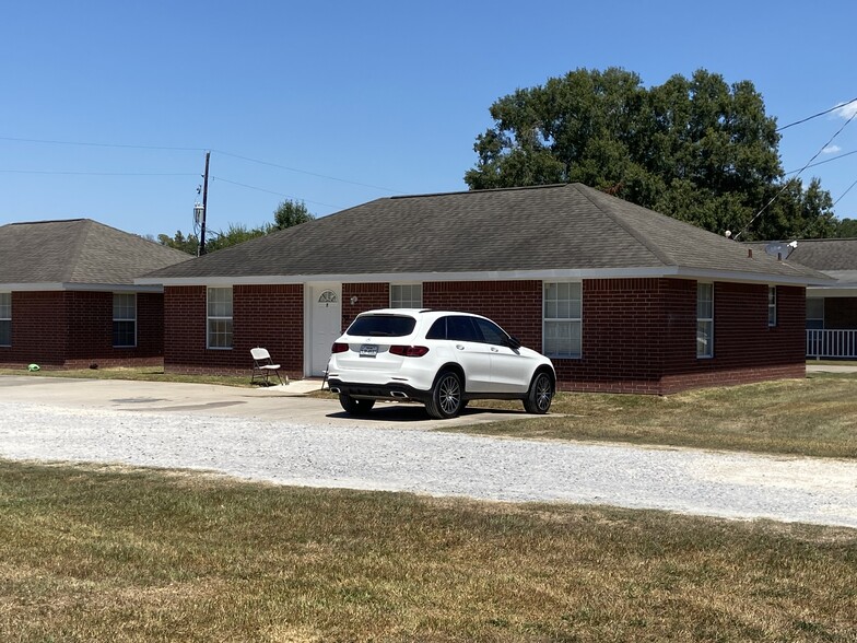 536 Franzen St, Winnie, TX for sale - Primary Photo - Image 1 of 1