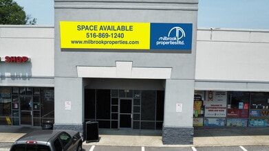 206-300 N Frederick Ave, Gaithersburg, MD for lease Interior Photo- Image 1 of 4