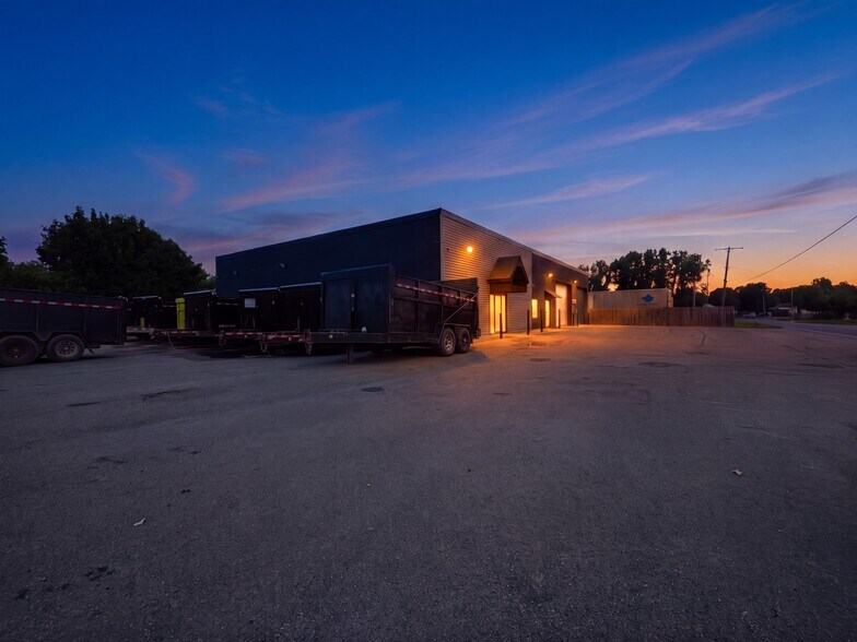 209 Factory Ave, Syracuse, NY à louer - Photo du bâtiment - Image 1 de 17