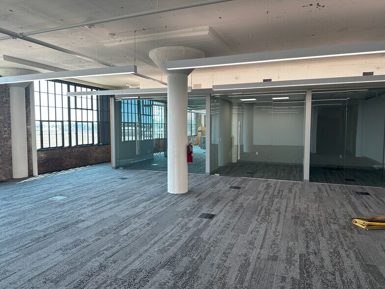 360 Westfield Ave, Waterloo, IA à louer - Photo intérieure - Image 3 de 3