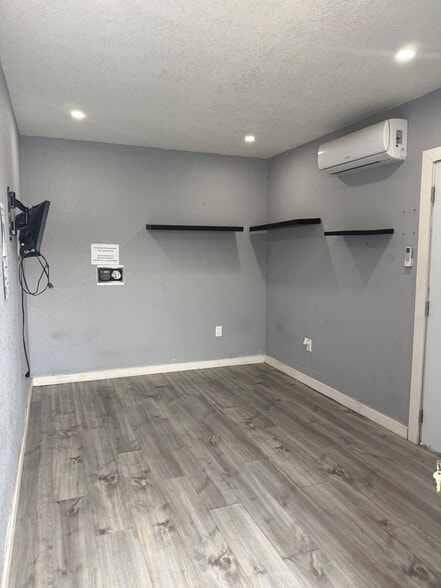 7331 NW 27th Ave, Miami, FL for lease - Building Photo - Image 2 of 8