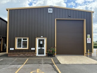 Plus de détails pour Unit R1 Lambs Farm Business Basingstoke Road park, Reading - Industriel à louer