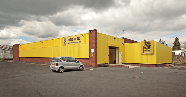 Plus de détails pour Bahama Rd, Haydock - Industriel à louer