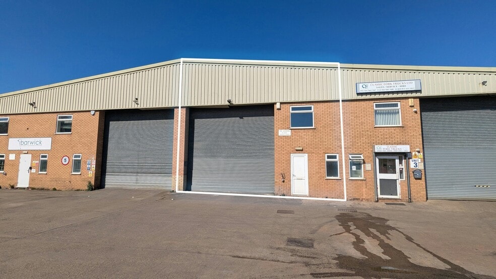 Hammond Clos, Nuneaton for lease - Building Photo - Image 1 of 5