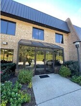 1470 Progress Way, Eldersburg, MD à louer Photo du bâtiment- Image 1 de 4