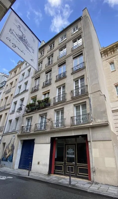 Commerce de détail dans Paris à louer Photo du bâtiment- Image 1 de 7