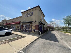 900 Commonwealth Dr, Cranberry Township, PA à louer Photo intérieure- Image 1 de 23