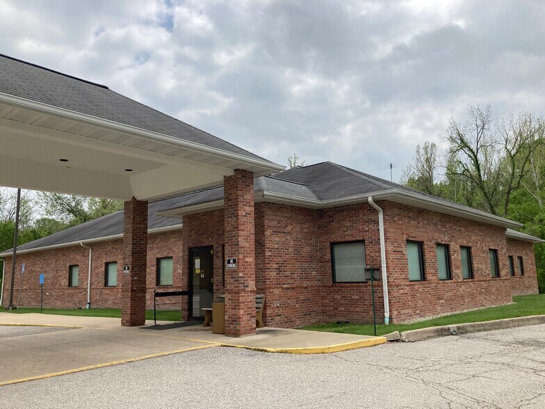 1916 Boggs Creek Rd, Jefferson City, MO à louer - Photo principale - Image 2 de 12