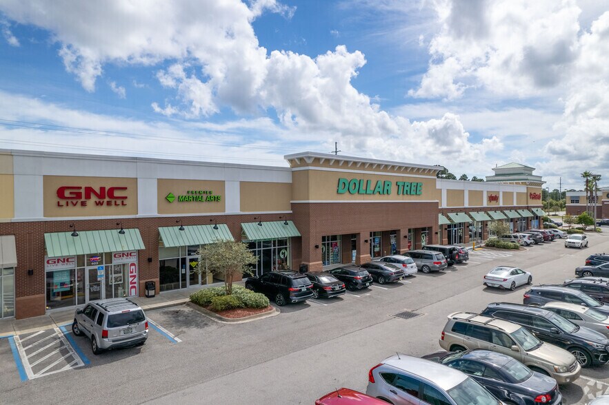 13740 Beach Blvd, Jacksonville, FL à louer - Photo du bâtiment - Image 2 de 20