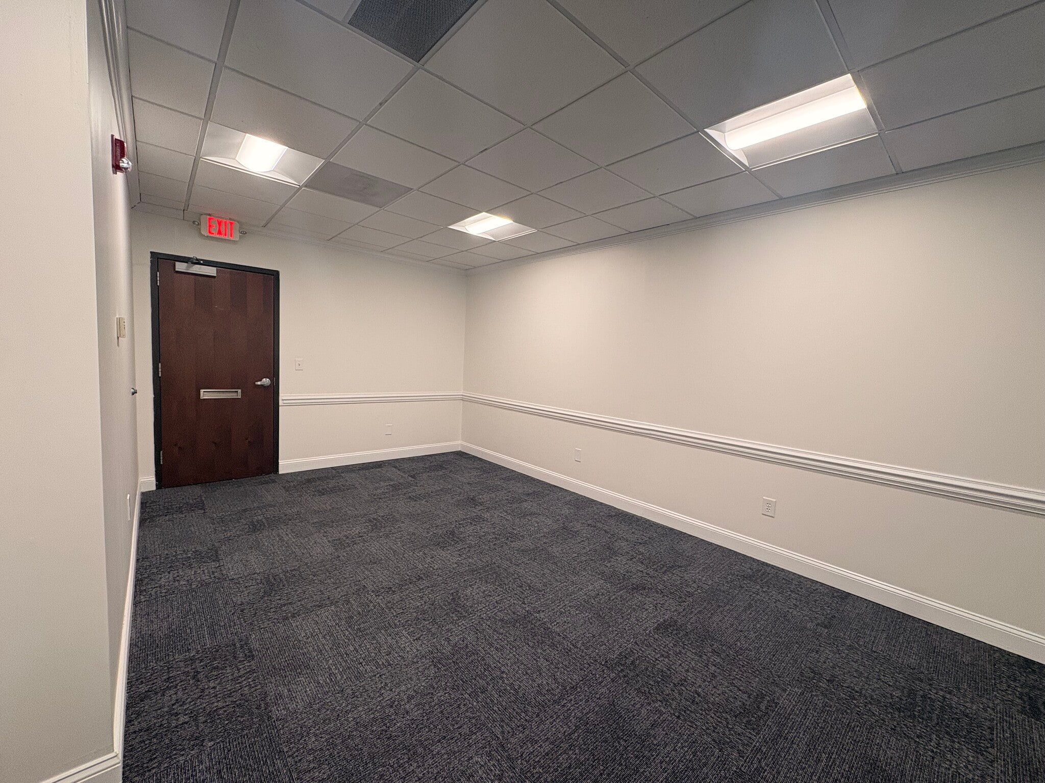 3803 Computer Dr, Raleigh, NC for lease Interior Photo- Image 1 of 5