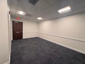 3803 Computer Dr, Raleigh, NC for lease Interior Photo- Image 1 of 5