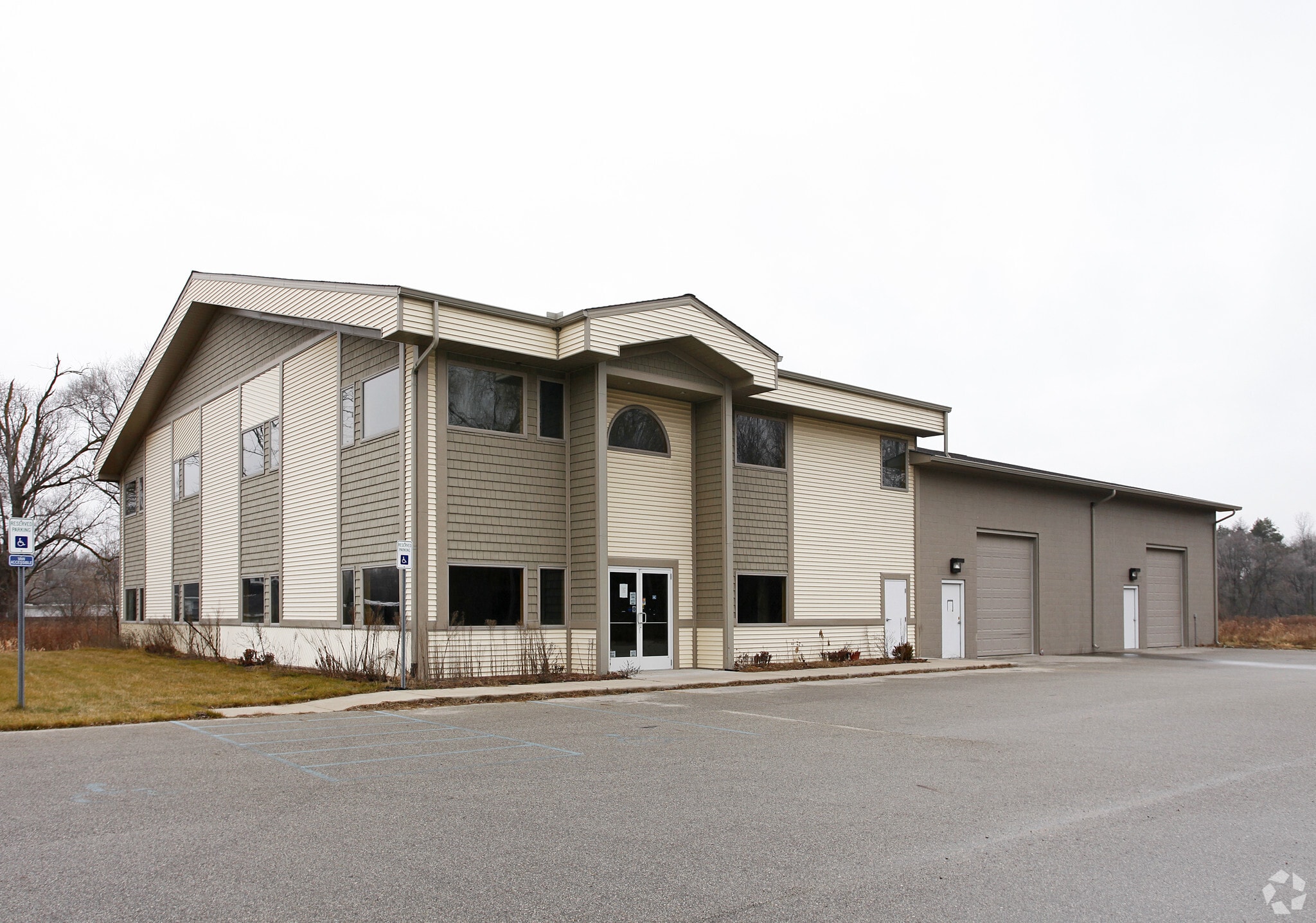 49 E Isabella Rd, Midland, MI for sale Primary Photo- Image 1 of 10