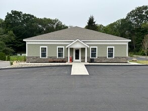 13 N Main St, East Hampton, CT for lease Interior Photo- Image 1 of 4