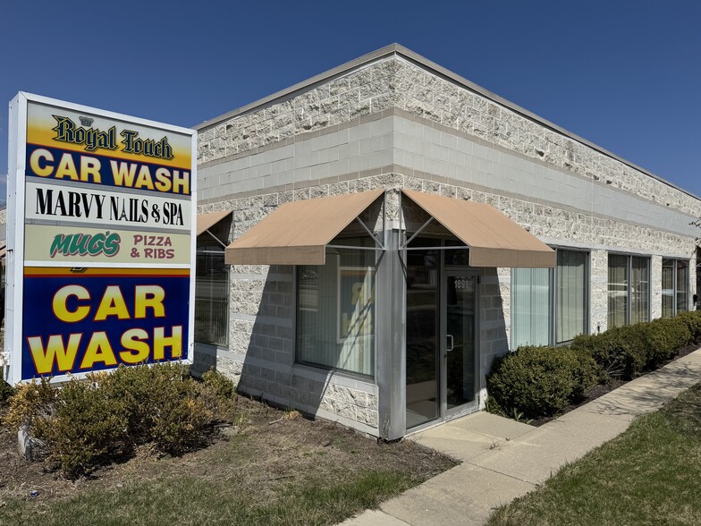 1691-1697 Weiland Rd, Buffalo Grove, IL for lease - Building Photo - Image 2 of 3